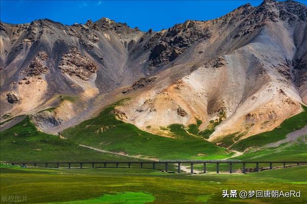 为什么去新疆偏要从甘肃走兰新线，为什么不能修条从内蒙古到新疆的铁路？