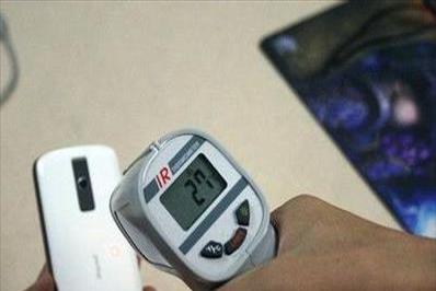 手机怎么能测量温度【怎么用手机测量温度的方法】